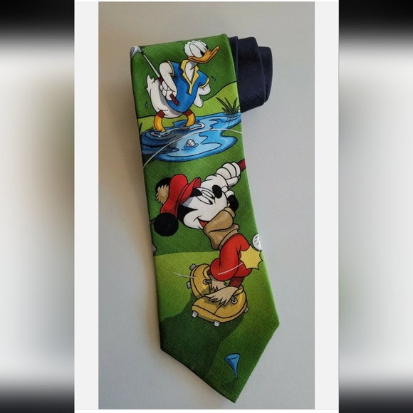Disney Other - Disney Mickey Unlimited Mickey Mouse & Friends Men's Green Silk Golfing Tie NWOT